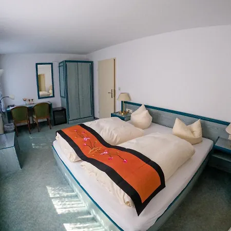 Hotel Diana 3*