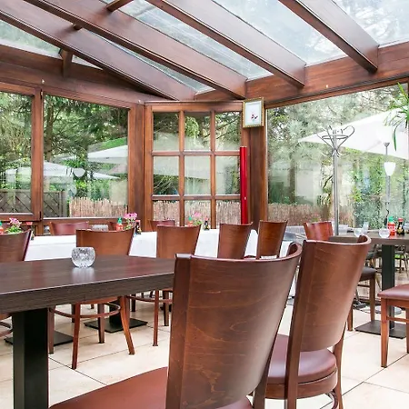 Hotel Diana Guest house Schonwalde-Glien
