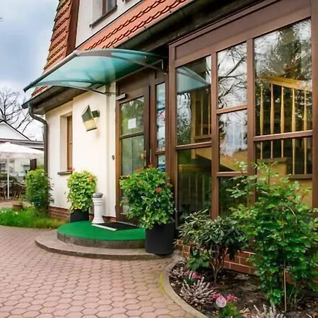 Hotel Diana Guest house Schonwalde-Glien